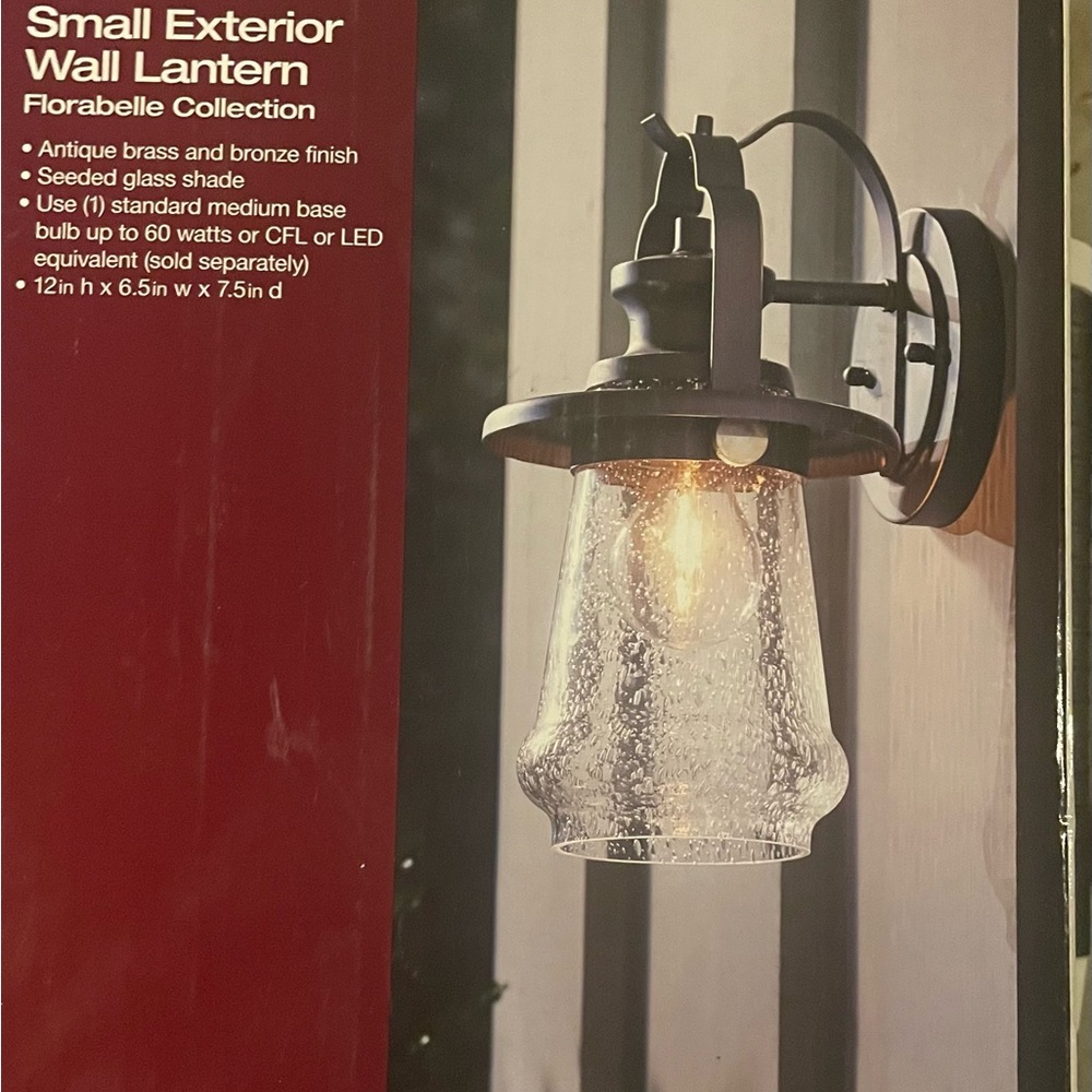 Exterior wall lantern